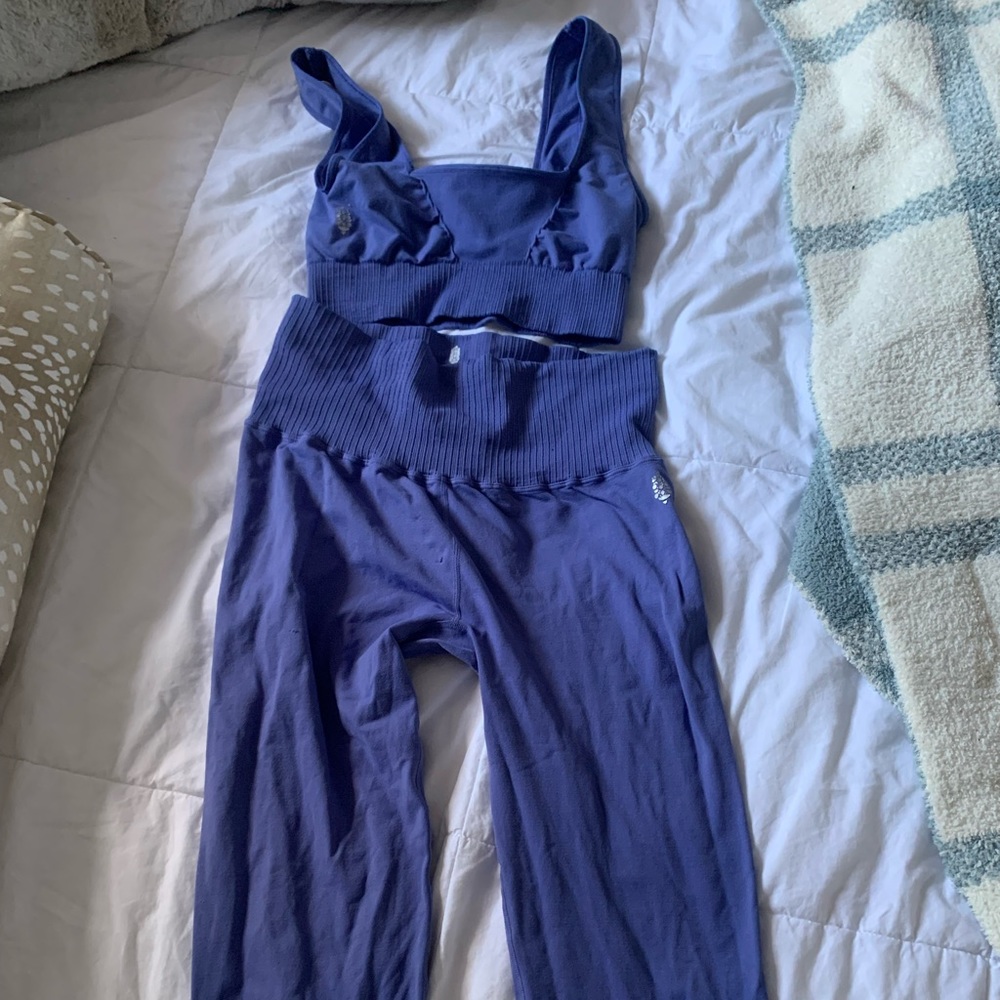 FP MOVEMENT GOOD KARMA SET